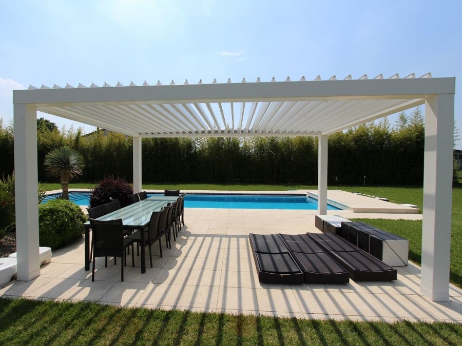 PERGOLA BIOCLIMATICA A LAMELLE ORIENTABILI AUTOPORTANTE PERGOKLIMA R600